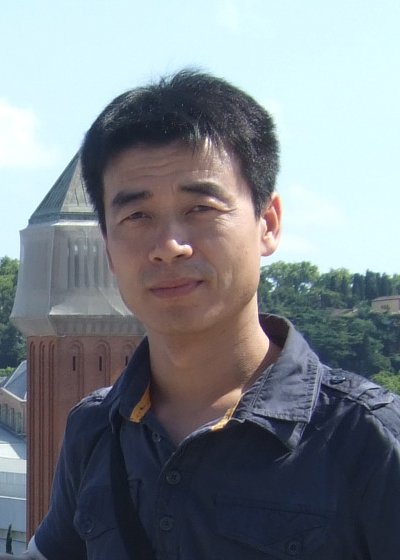 李少宏