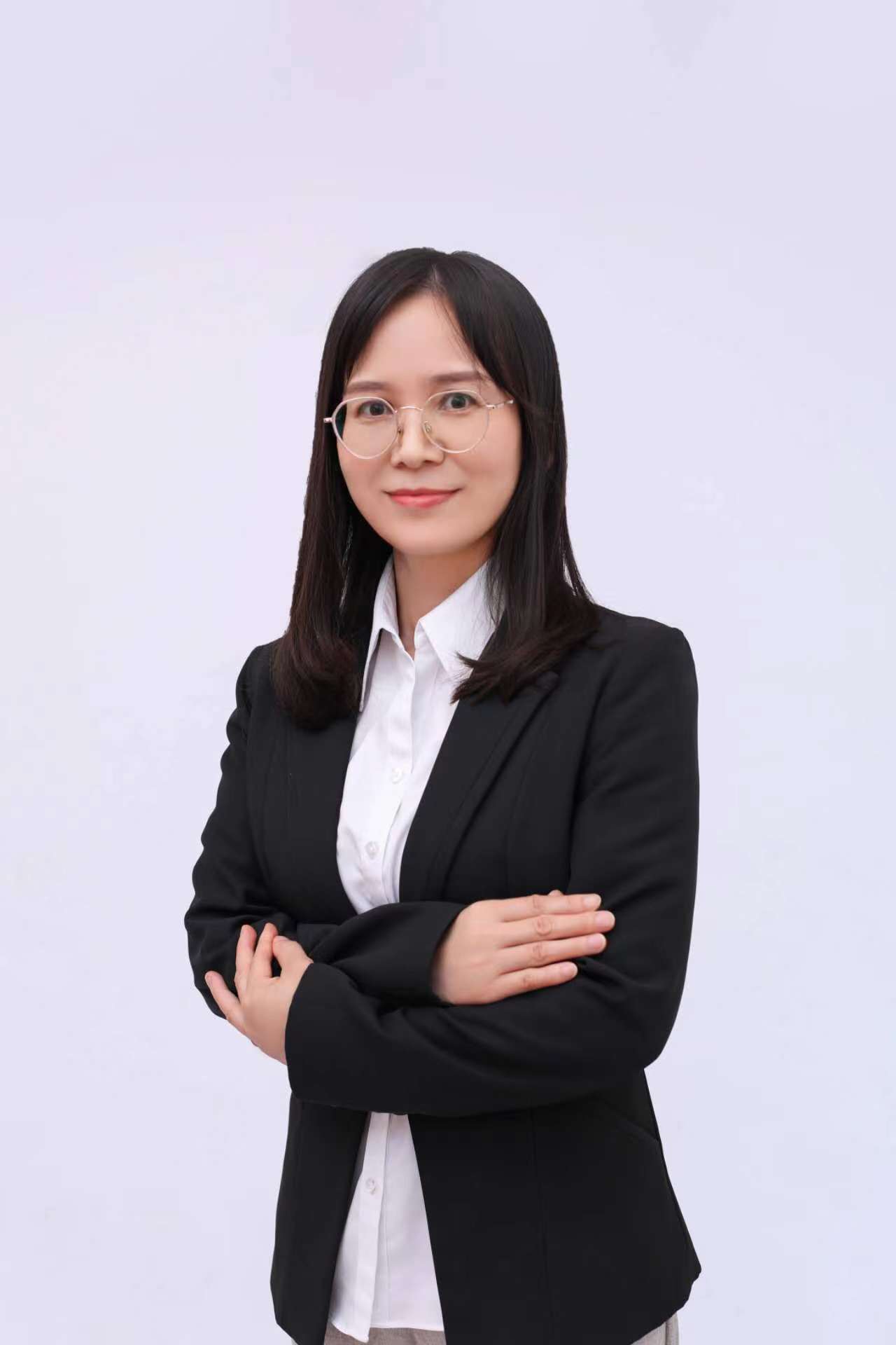 闫华